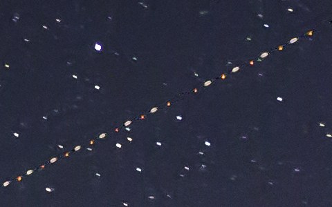 After: the faint line between the dots is gone, but the dots are still there, a little dimmer
