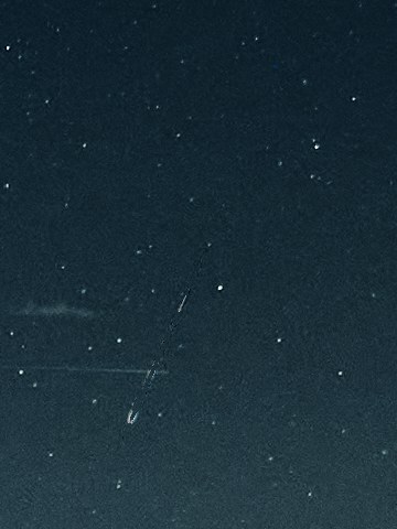 After the trail remover: the meteor is gone, except for a few broken dashes